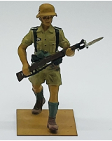 P093 German Africa Corps private WWII - Painted